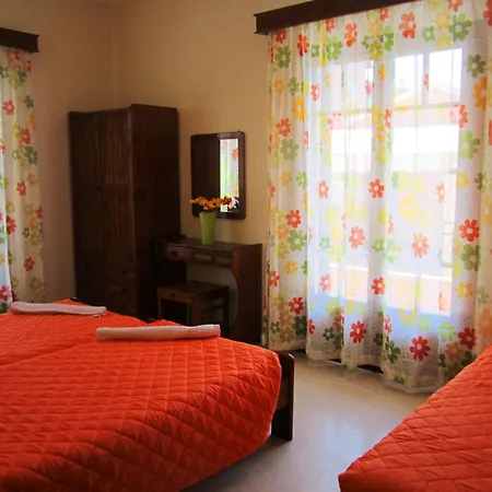 Varvara & I * Peroulades (Corfu)