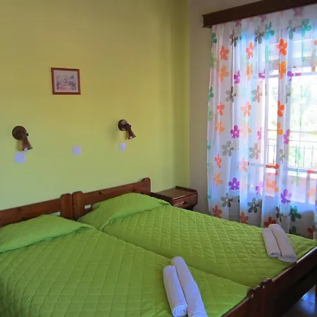 Varvara & I * Peroulades (Corfu)