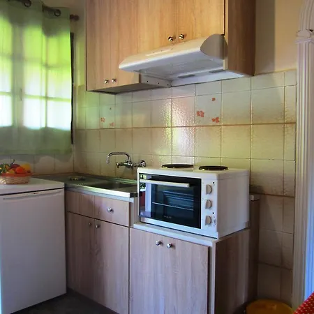 Varvara & I Apartmán Peroulades (Corfu)