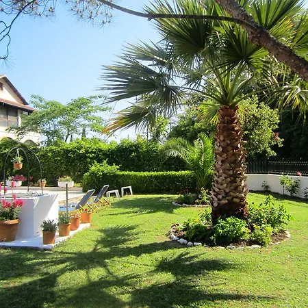 Varvara & I Peroulades (Corfu)